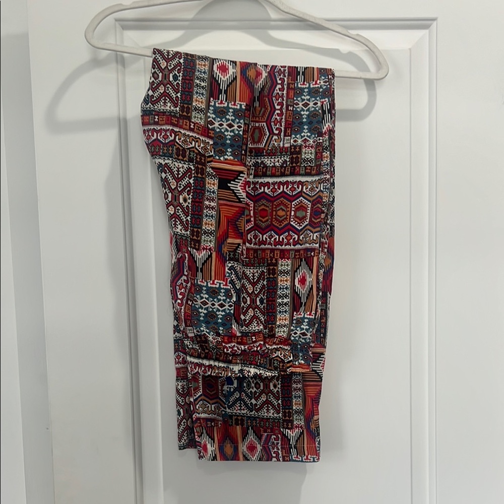 BARELY WORN Urban Outfitters Multicolor Patterned Pants